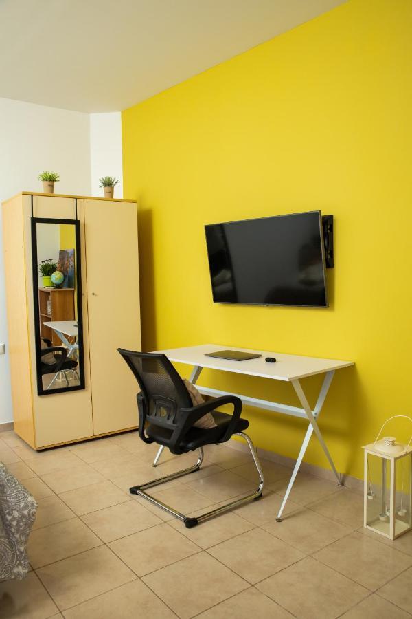 Warm Studio Apartment In Heraklion المظهر الخارجي الصورة